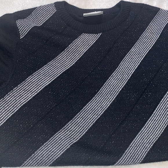 Nike Golf women’s wool blend black diagonal stripe crewneck sweater Sz M - Picture 2 of 10